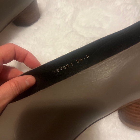 Elegant Brown Women's Shoes - Picture 4 of 9